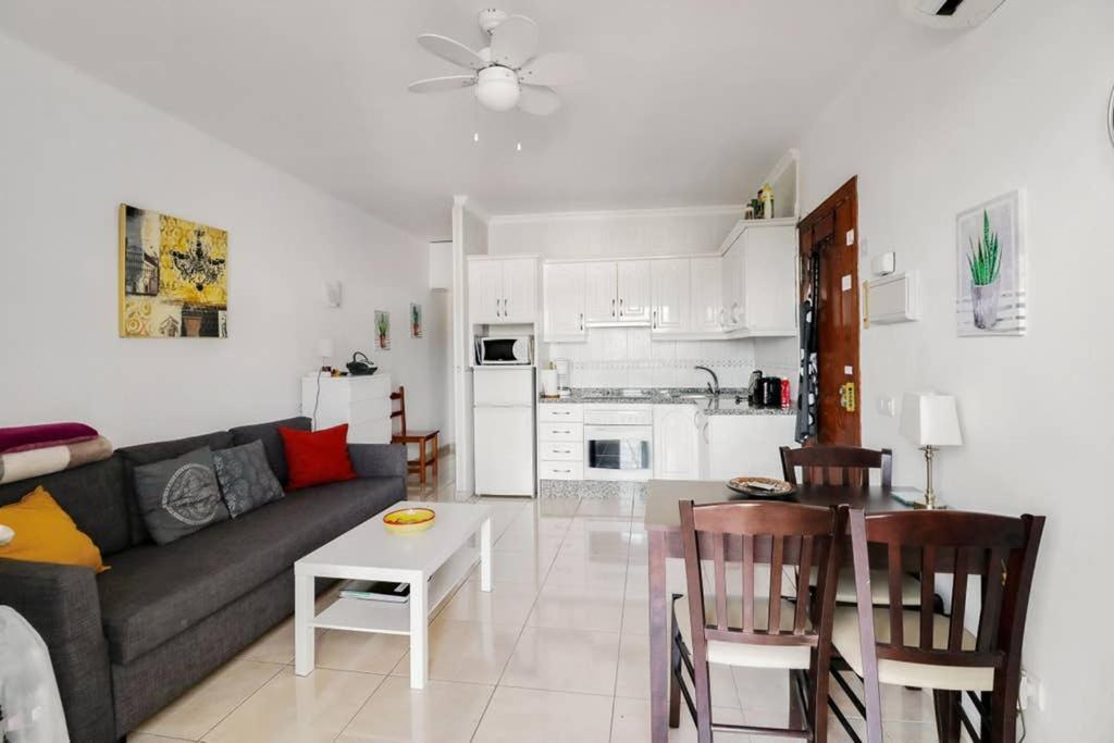 Capistrano Village, 1 Bedroom + Free Wi-Fi ネルハ エクステリア 写真