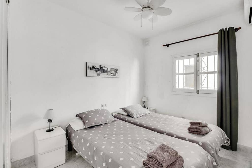 Capistrano Village, 1 Bedroom + Free Wi-Fi ネルハ エクステリア 写真